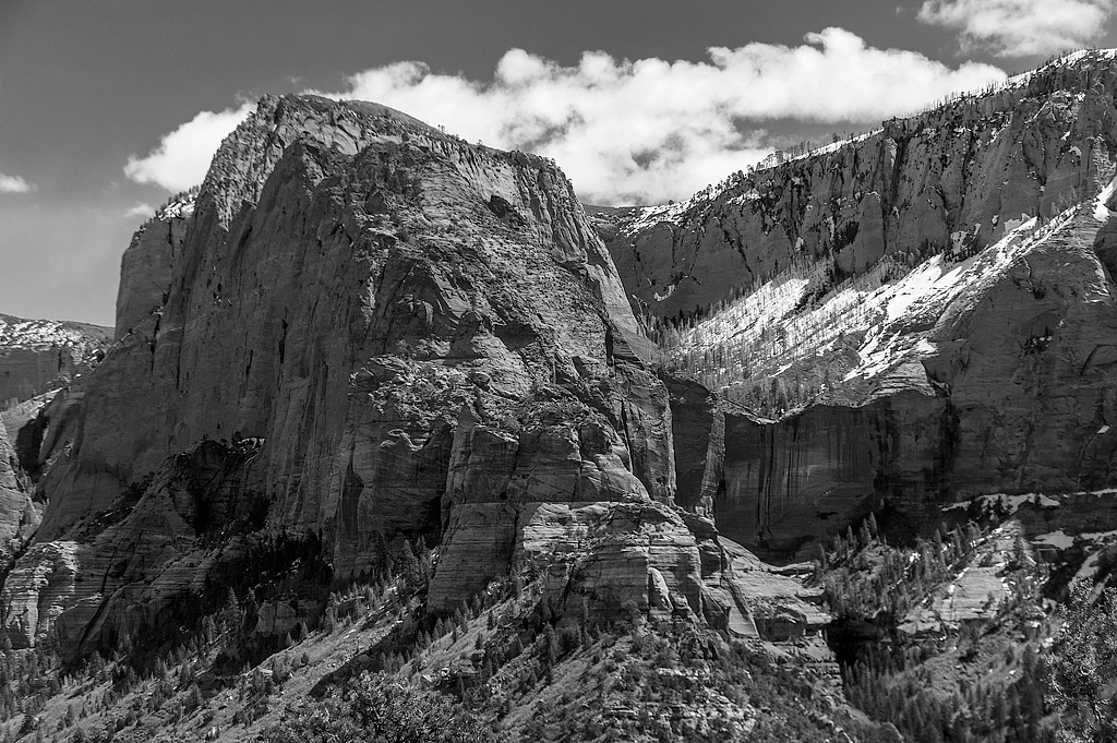Digital B n W In Class A By Stan Murawski For Snow In Kolub Canyon NOV-2020.jpg